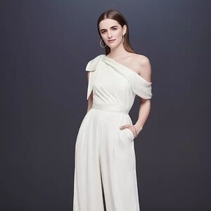 David's Bridal one-shoulder ivory crepe jumpsuit size 8